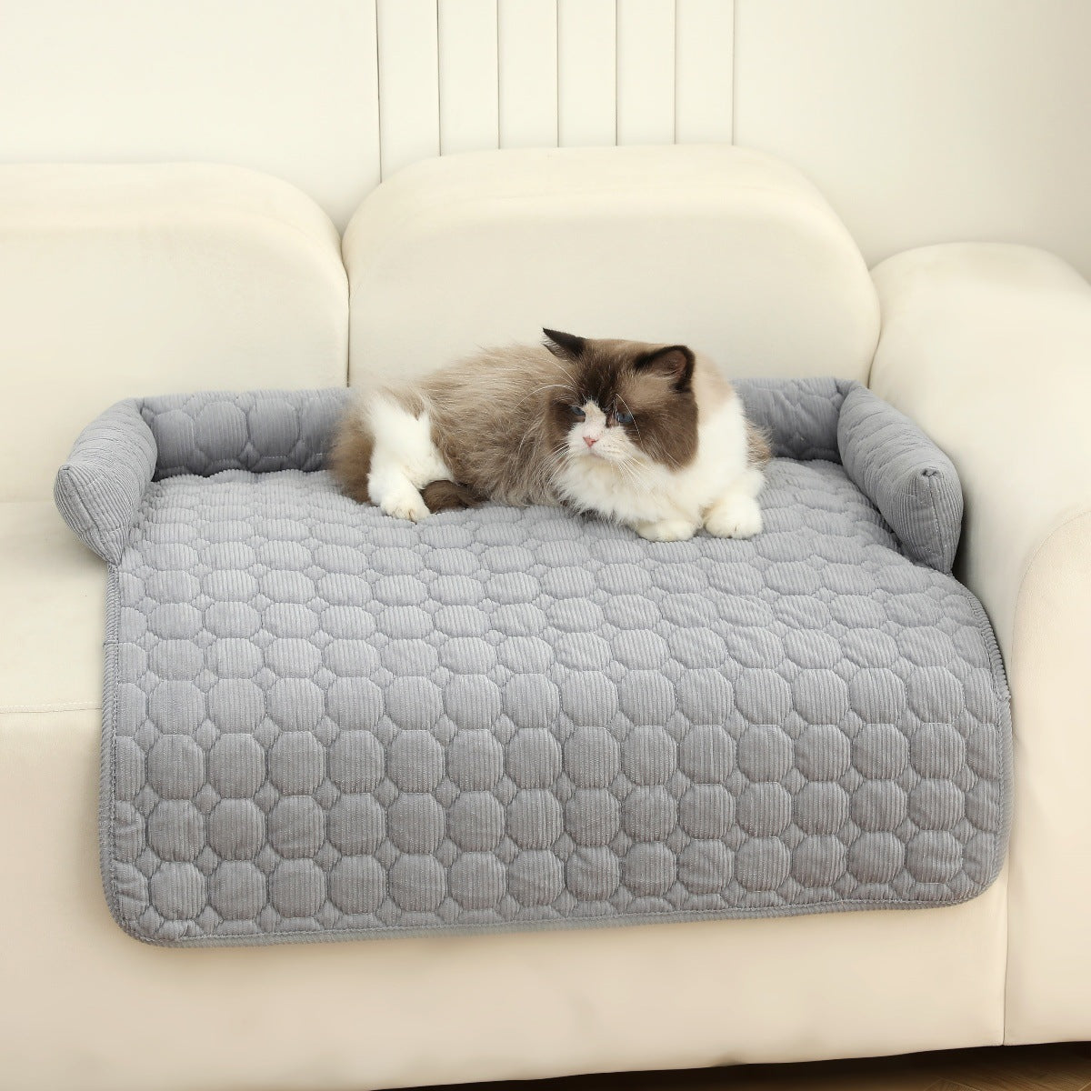Luxury Corduroy Pet Bed – Calming Comfort for Every Paw