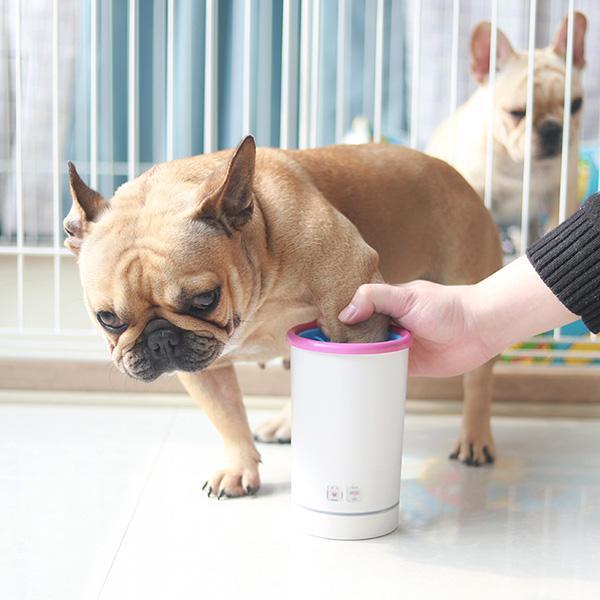 USB Portable Paw Cup Keeps Pets Clean Anywhere